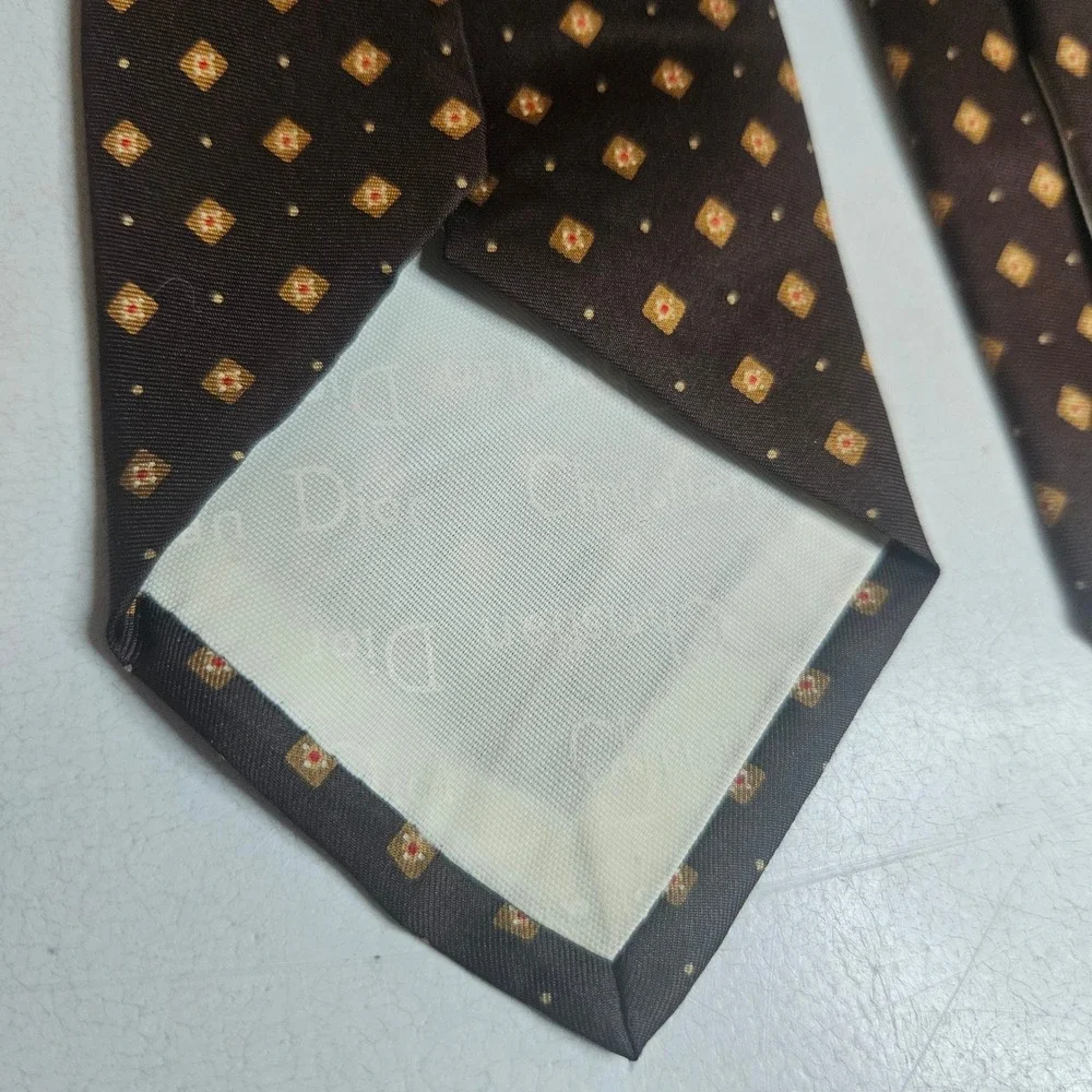 Christian Dior Cravates Silk Tie Brown Geometric Diamond Pattern Mens Necktie
